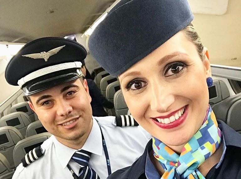 Assim se formou a tripulação de um Embraer 195 da Azul.